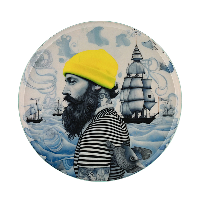 Love Trays Dekoteller M - Seemann mit gelbem Beanie